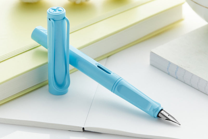 LAMY safari Fountain Pen - aquasky