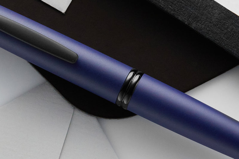 Pilot Vanishing Point Fountain Pen - Blue Matte