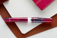 Delta Duna Fountain Pen - Mirage Magenta