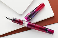 Delta Duna Fountain Pen - Mirage Magenta