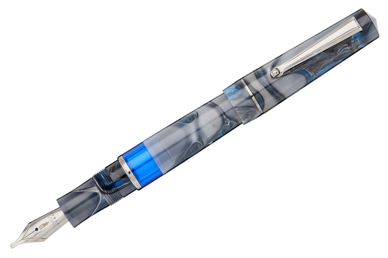 Delta Duna Fountain Pen - Reflex Grey