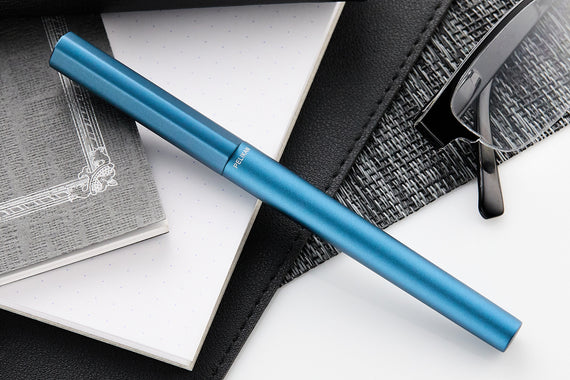 Pelikan Ineo Fountain Pen - Ocean Blue