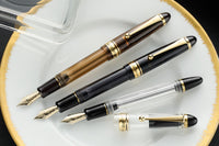 (Bottom Shelf) Pilot Custom 823 Fountain Pen - Clear