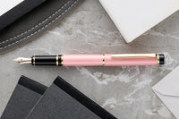 Pilot Grance Fountain Pen - Pink