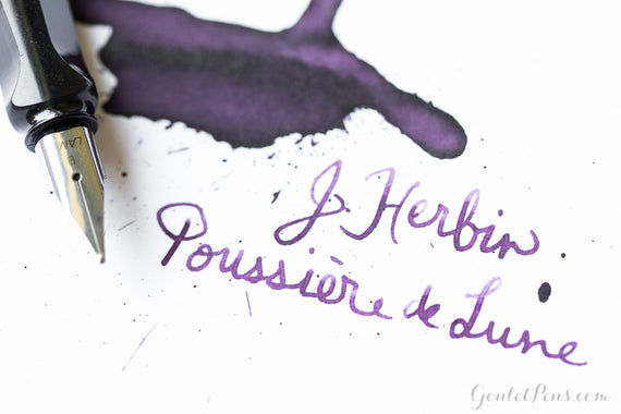 Herbin Poussiere de Lune - Ink Sample