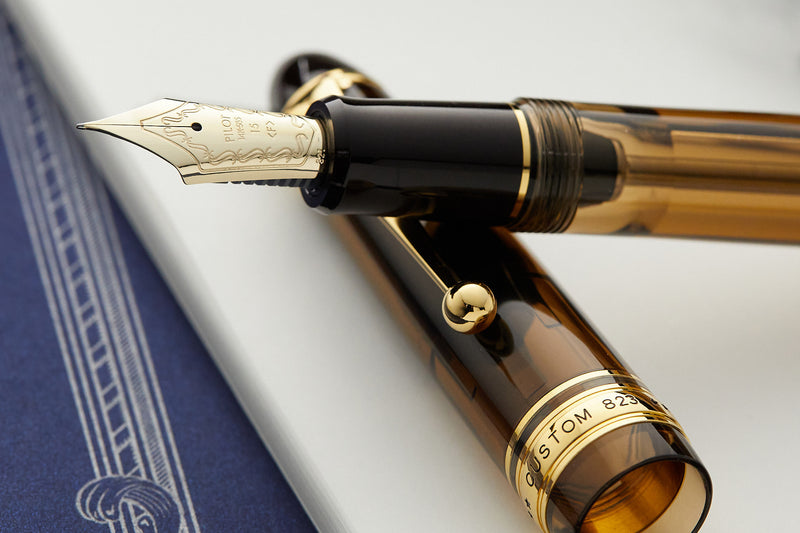 (Bottom Shelf) Pilot Custom 823 Fountain Pen - Amber