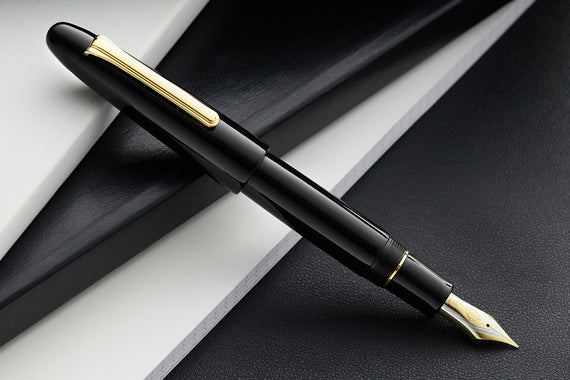 Sailor 1911 King of Pens Color Urushi Ebonite Fountain Pen - Black